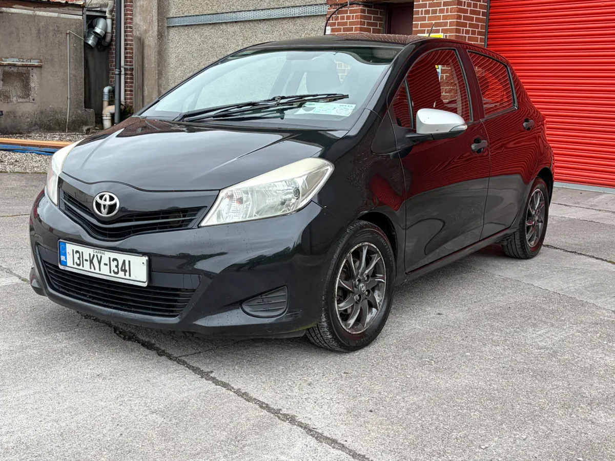 Toyota Yaris 2013 d4d - Image 2