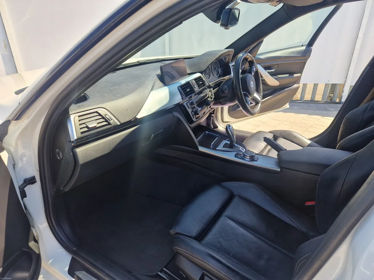 BMW 3-Series 2017 READ ADD - Image 6
