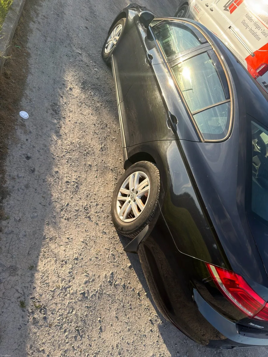 Volkswagen Passat 1.6tdi Bluemotion - Image 4