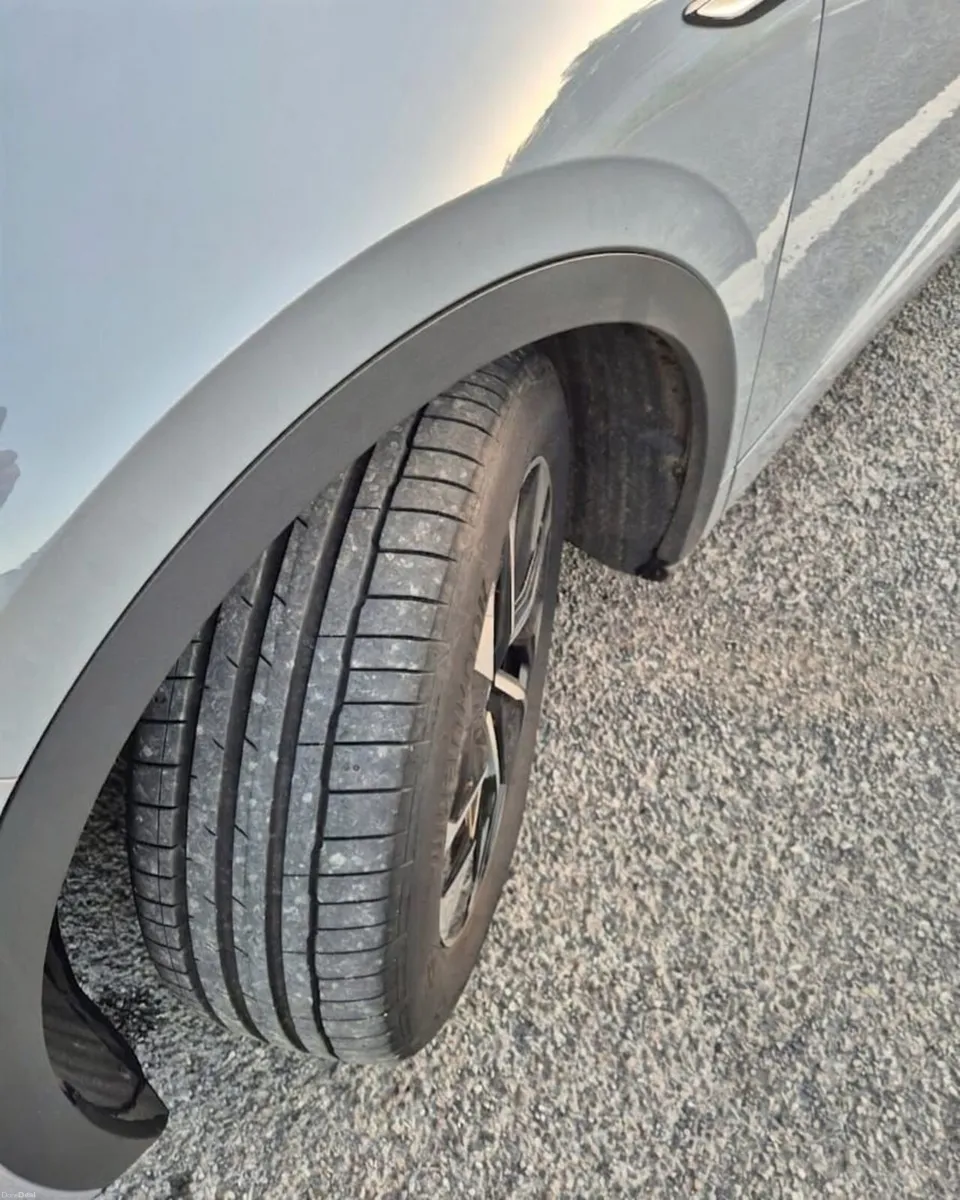 Volkswagen ID.5 2023 77KWH PRO - Image 4
