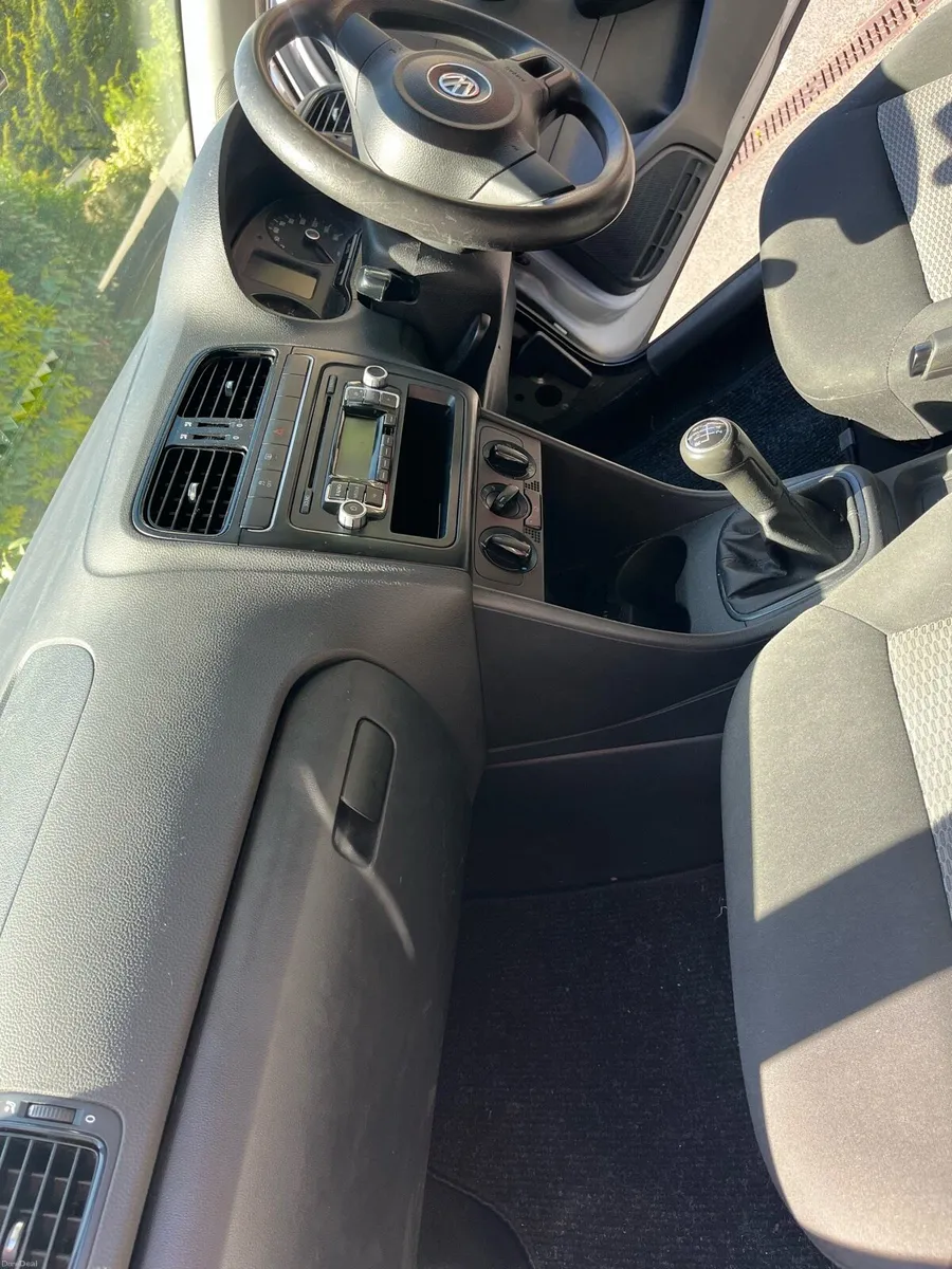 Volkswagen polo - Image 3