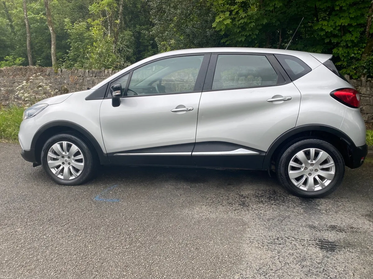 RENAULT CAPTURE AS NEW MINT NCT27 - Image 1