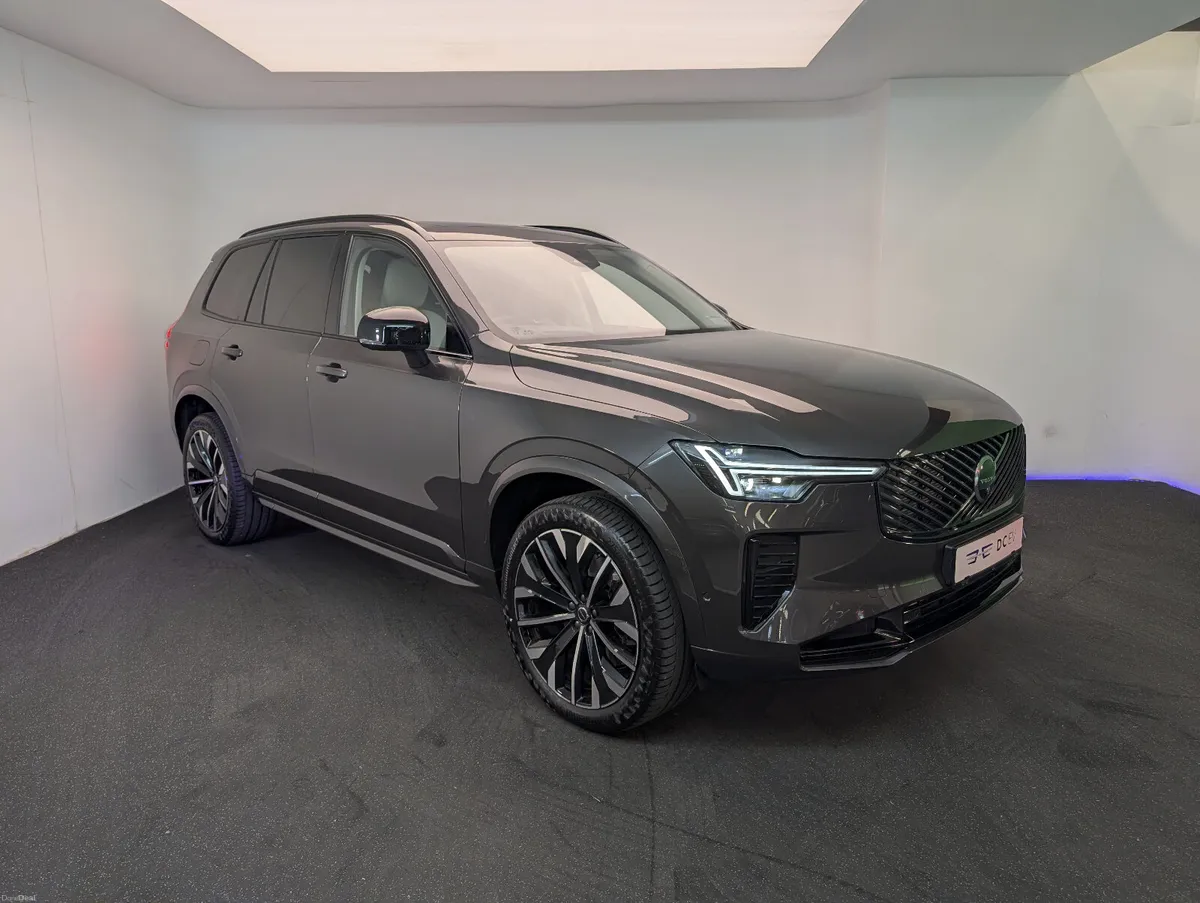 Volvo XC90 PHEV Ultra Dark **PANO ROOF** - Image 1