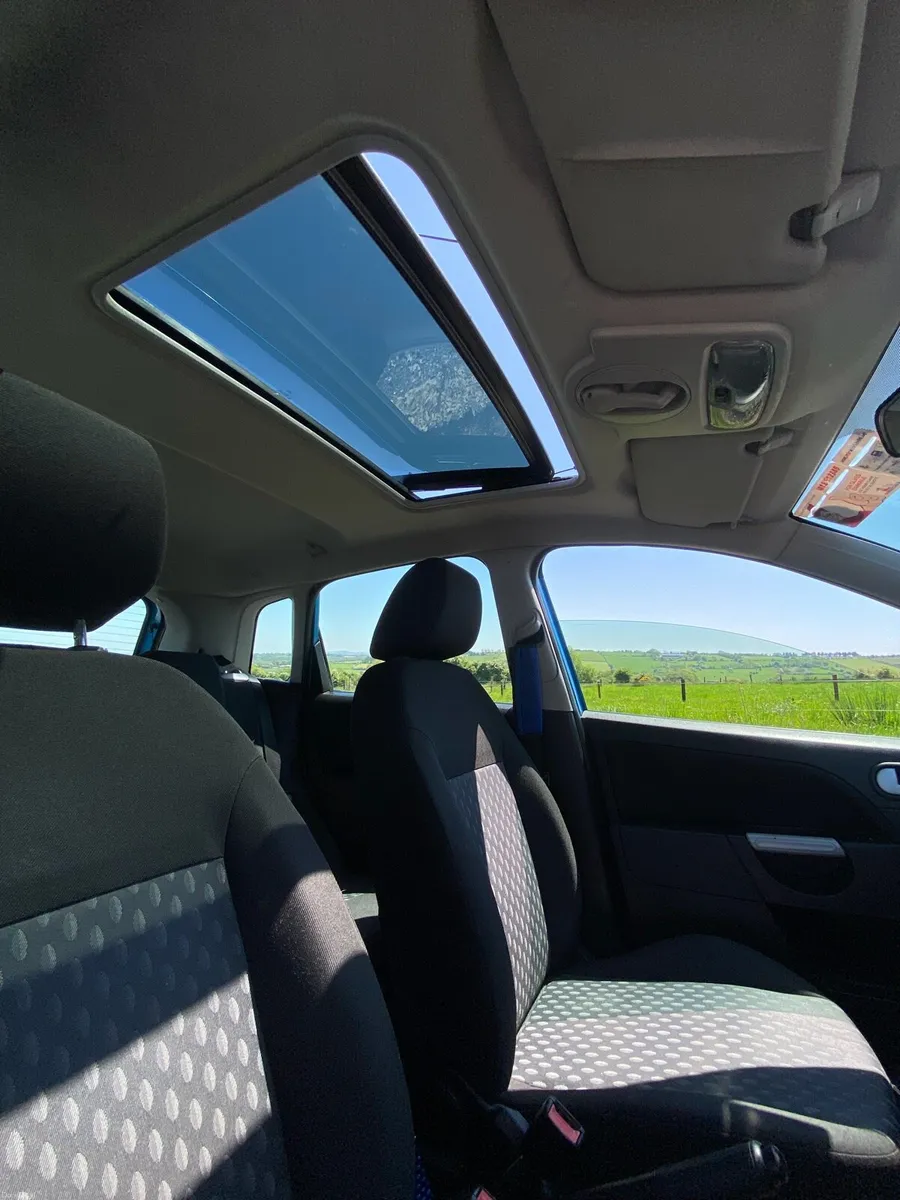 Ford fiesta - Image 2