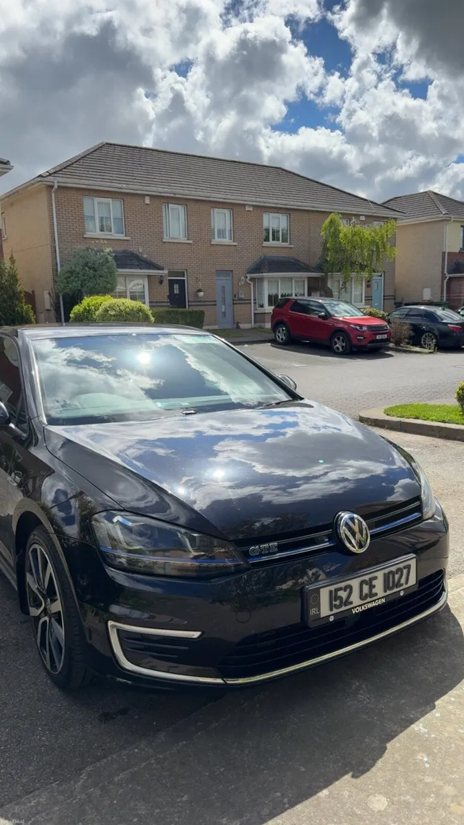 Volkswagen Golf GTE - Image 1
