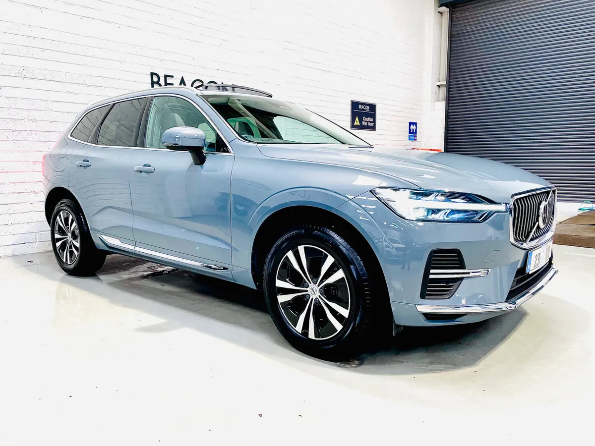 VOLVO XC60 RECHARGE 2.0 T6 350 PHEV AWD CORE - Image 5