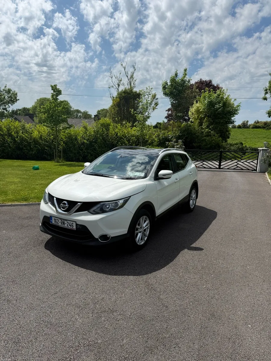 Nissan Qashqai SVE Connect - Image 1