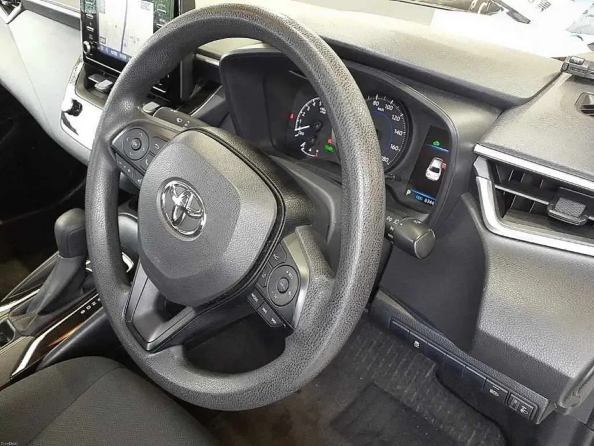 Toyota Corolla 1.8 HYBRID G-X - LED HEADLIGHTS - T - Image 3