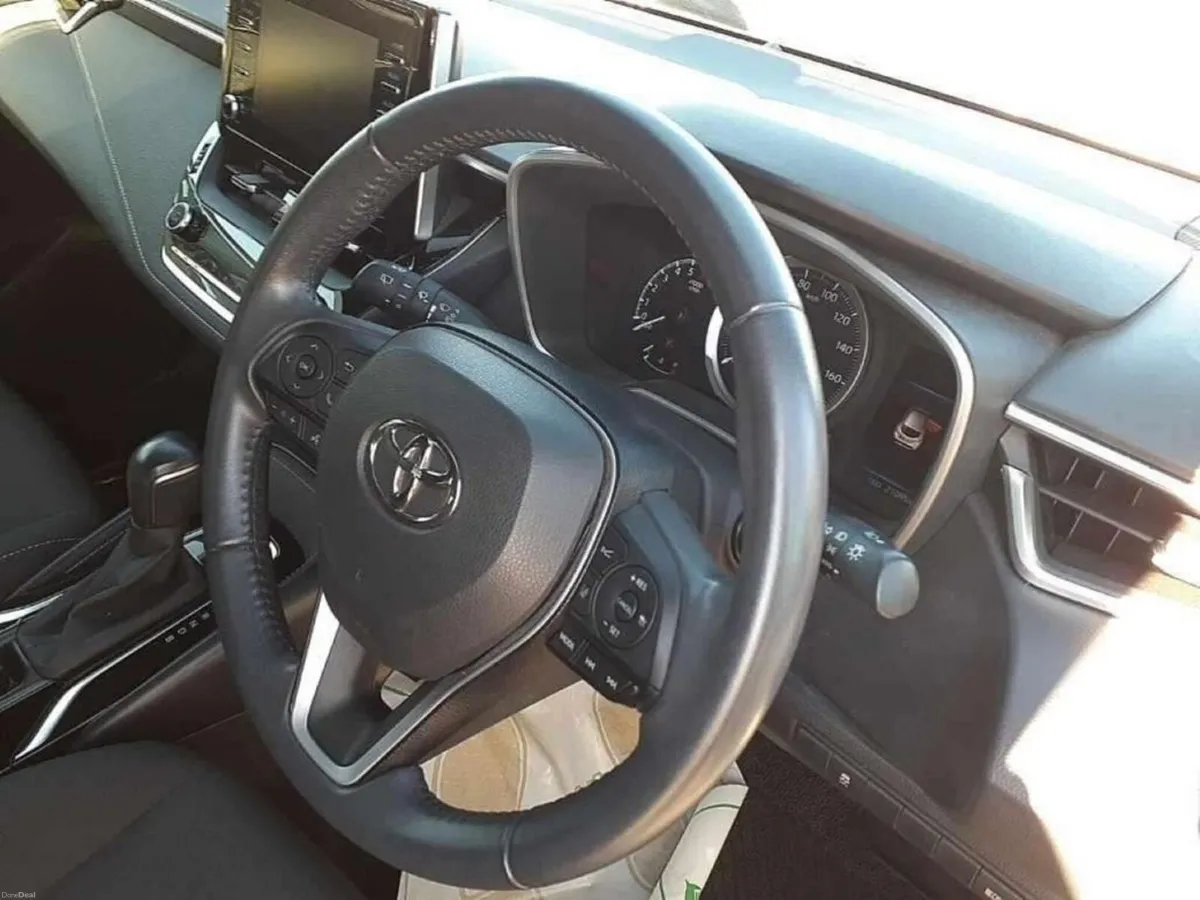 Toyota Corolla 1.8 HYBRID - G SPORTS EDITION - FAC - Image 3