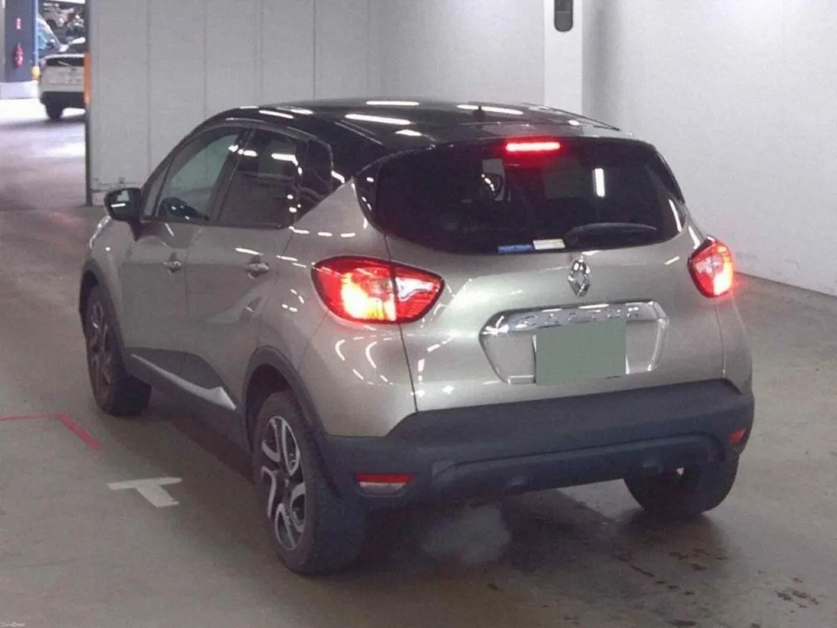 Renault Captur 1.2 AUTOMATIC - BEIGE/BLACK TWO TON - Image 2