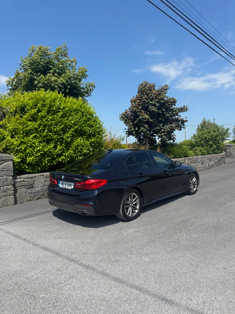 BMW 5-Series 2018 - Image 3