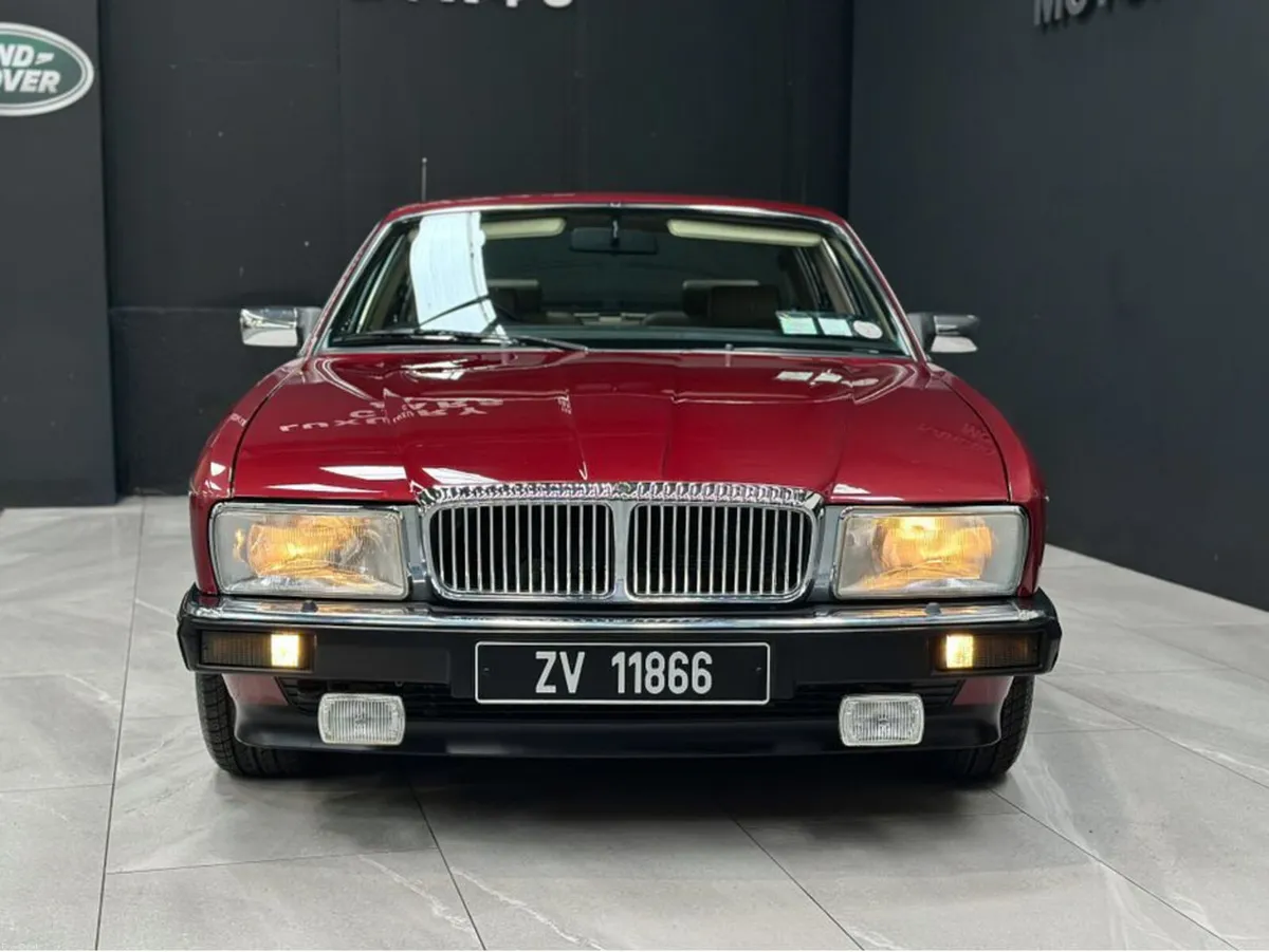 XJ40 4.0 4DR AUTO - Image 3