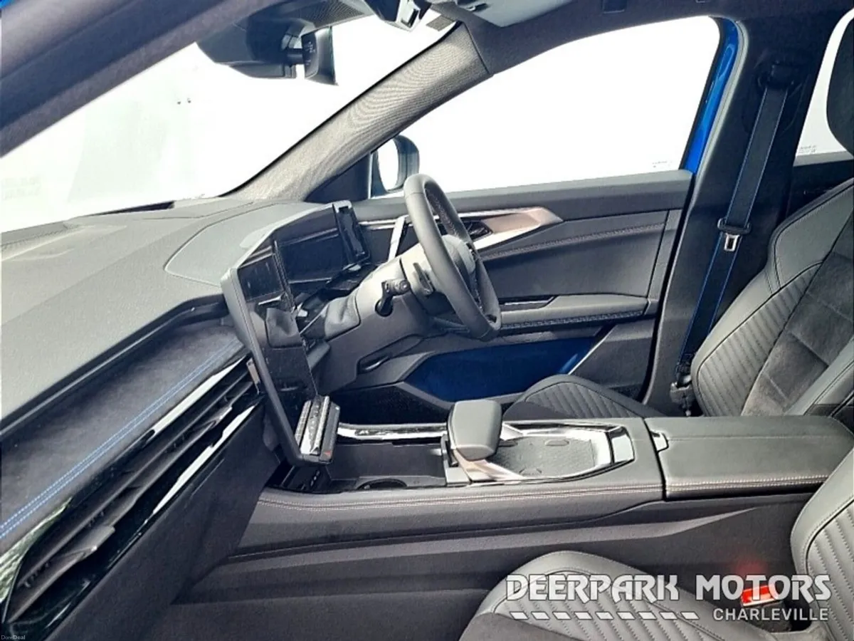 Renault Rafale E-TECH Hybrid 200 Auto esprit Alpin - Image 5
