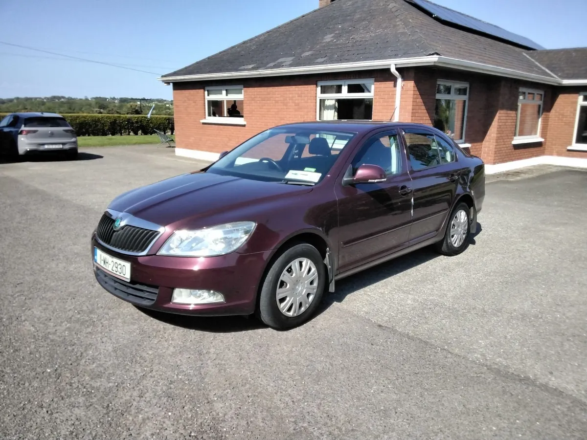 2011 Skoda Octavia Petrol NCT OCTOBER 2026 - Image 2