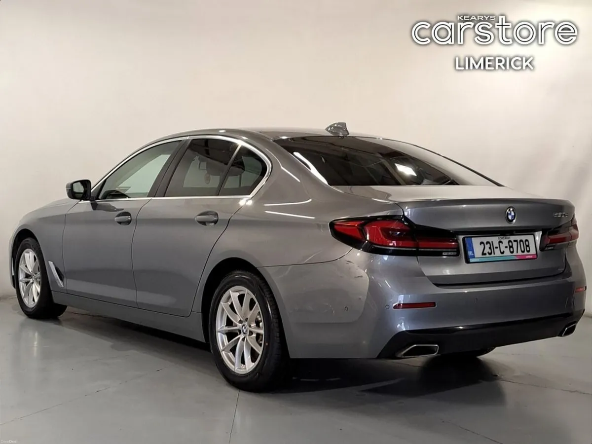 BMW 5-Series 520d SE (MHT) - Image 5