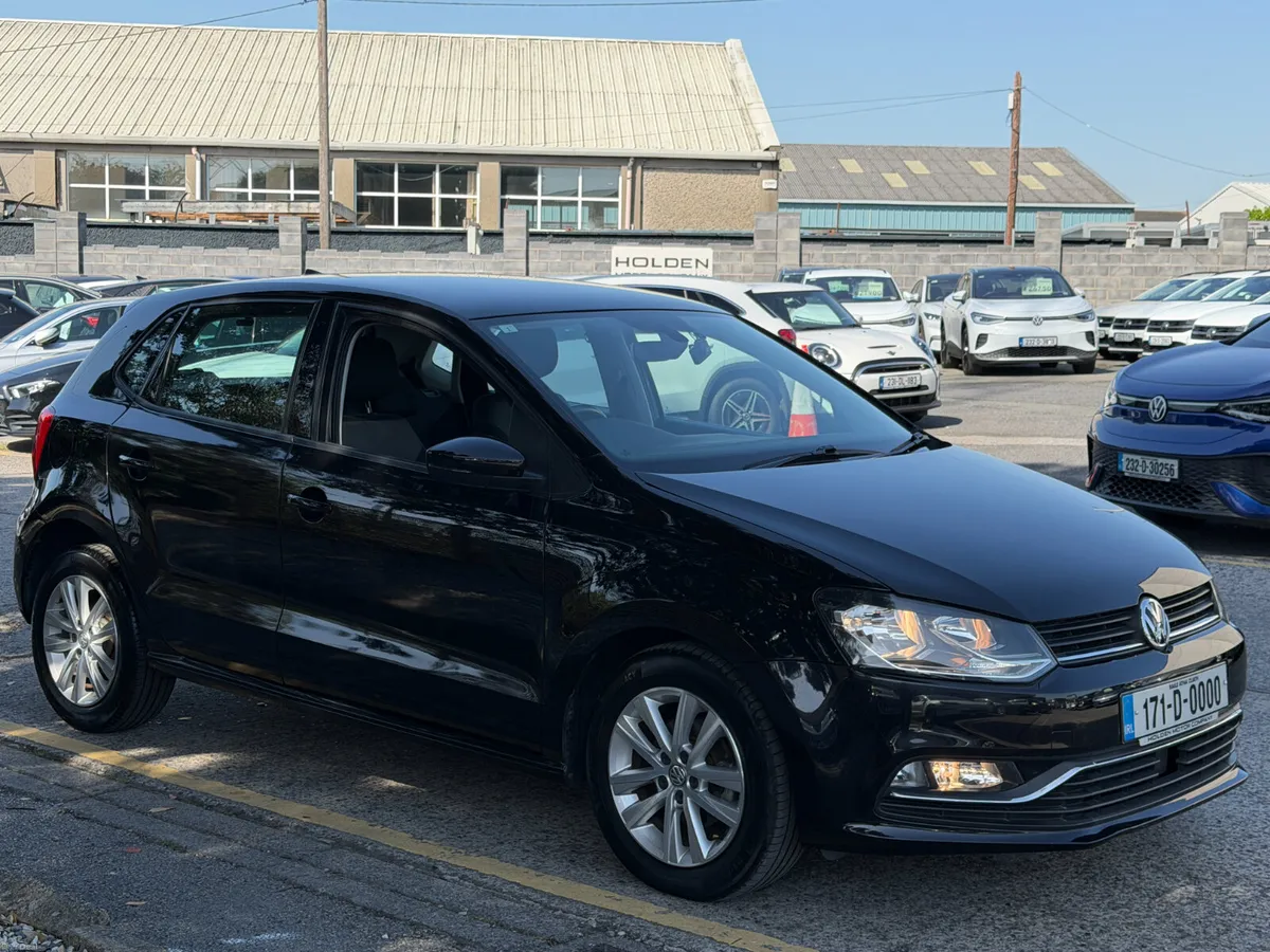 2017 Volkswagen Polo. REAR CAMERA. 2 KEYS - Image 6