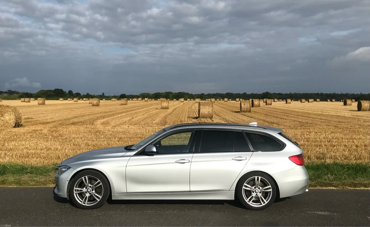 BMW 330d Touring - Read Ad! - Image 2