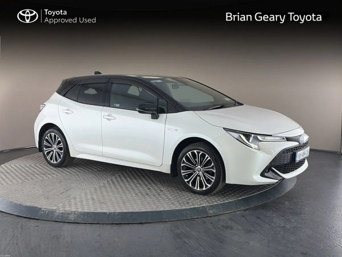 Toyota Corolla HYBRID LUNA SPORT H/B - Image 1
