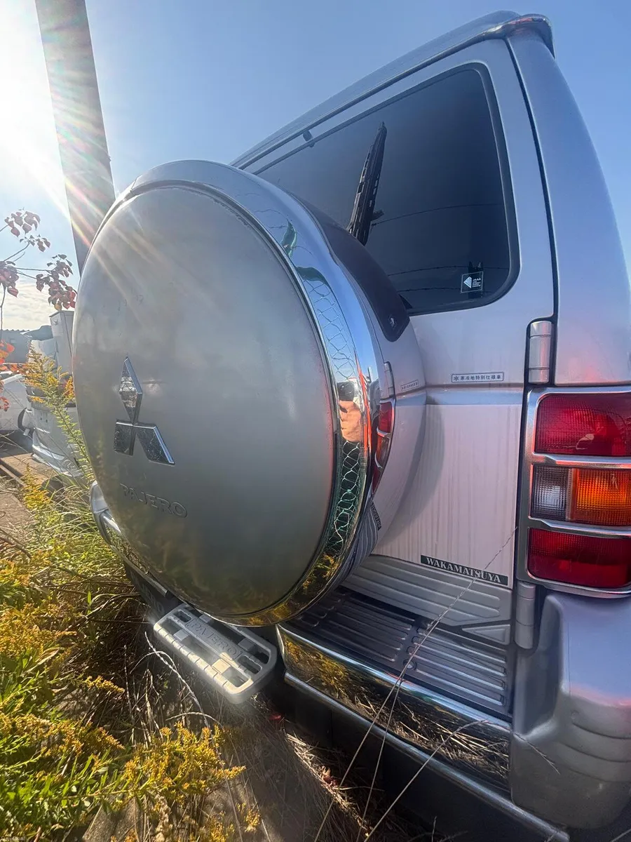 1998 Mitsubishi Pajero 3.5 V6 Petrol Automatic - Image 3