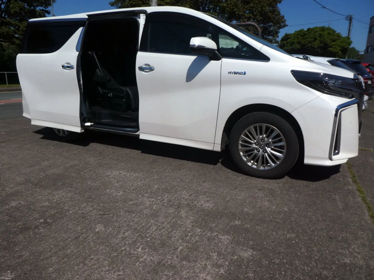 Toyota Alphard 2020 - Image 3