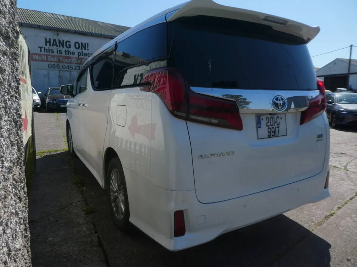 Toyota Alphard 2020 - Image 6