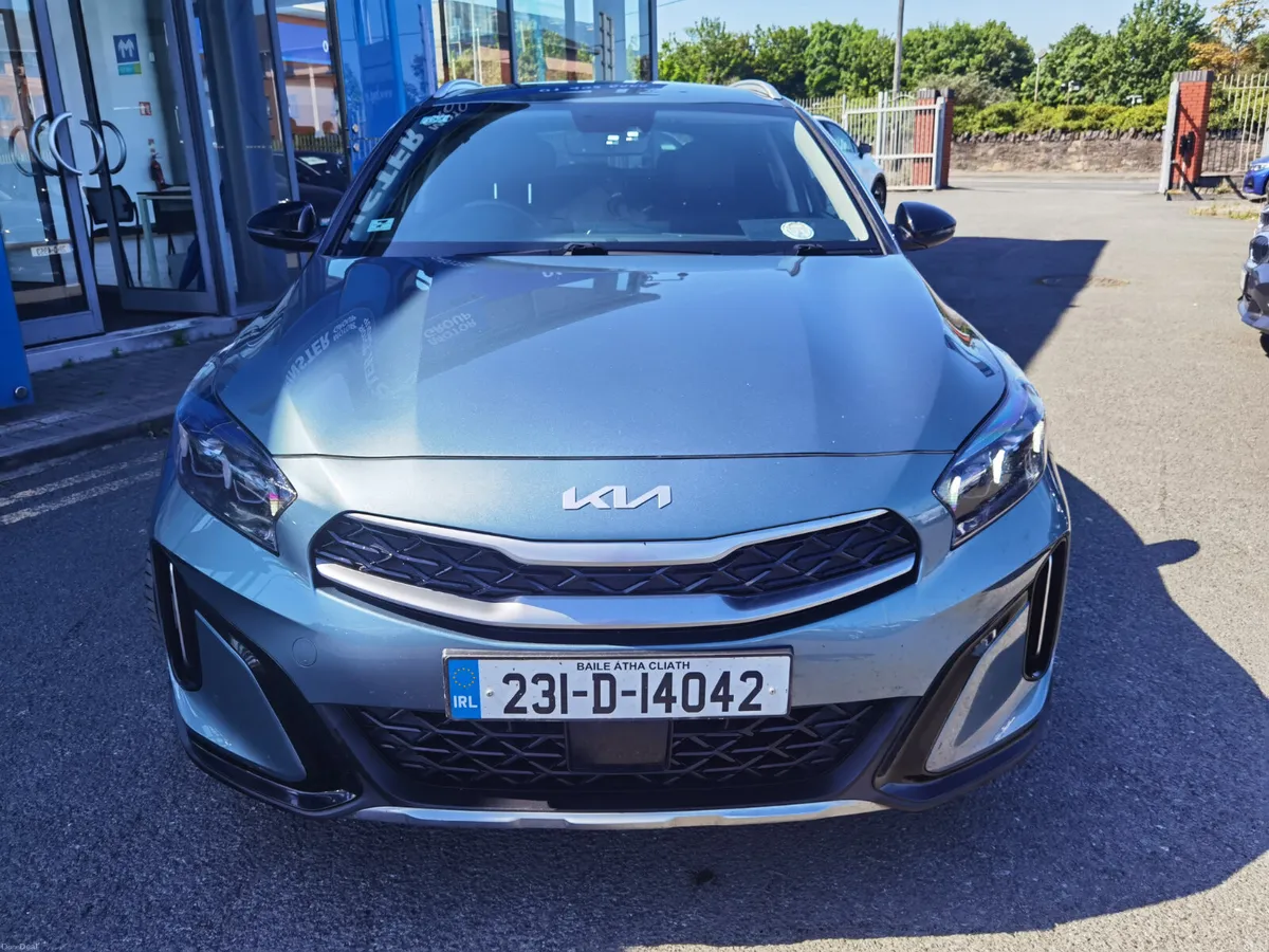 KIA XCEED 1.6 PE AUTOMATIC PETROL PLUG-IN HYBRID - Image 2