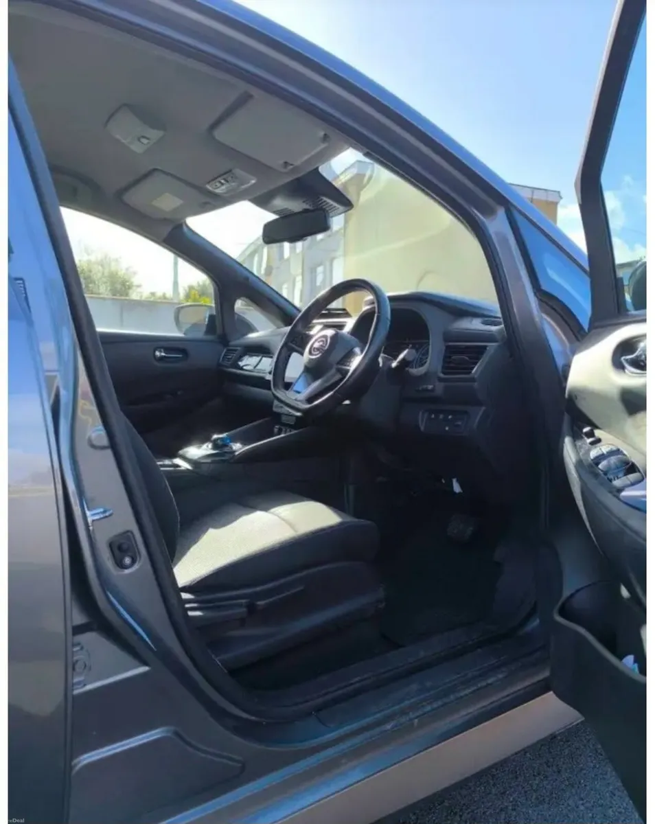 Nissan Leaf 2022 - Image 3