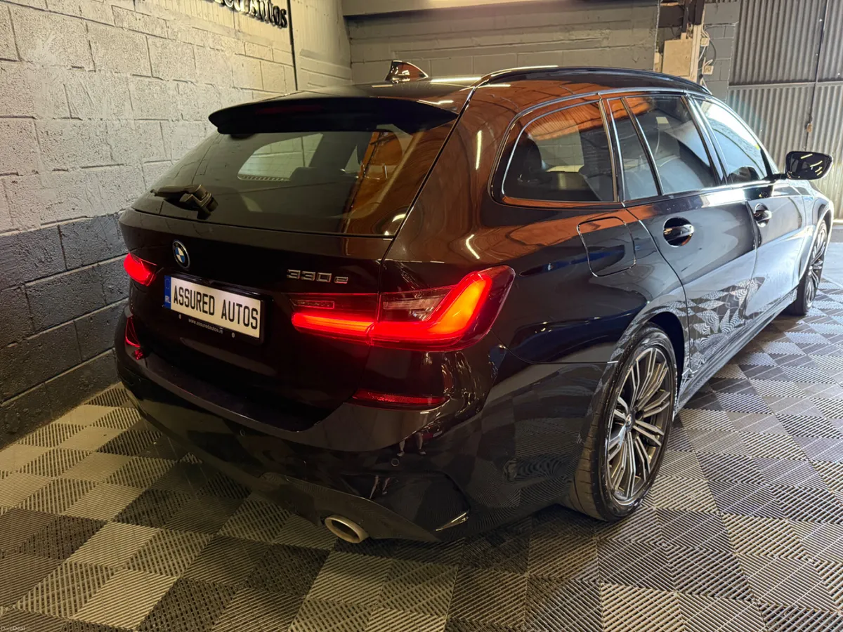 221 BMW 330E M-Sport Touring - Image 3