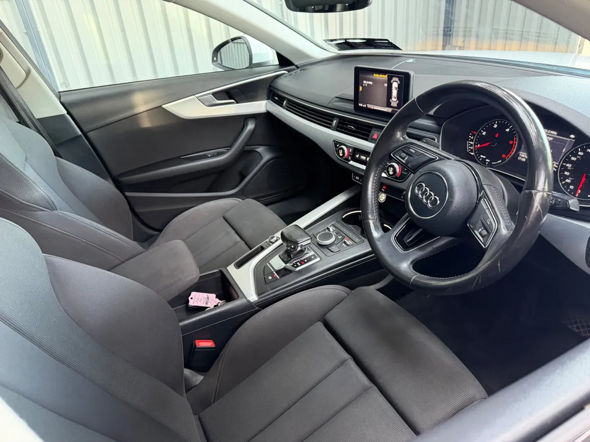 Audi A4 2017 2.0Tdi Attraction Auto - Image 4