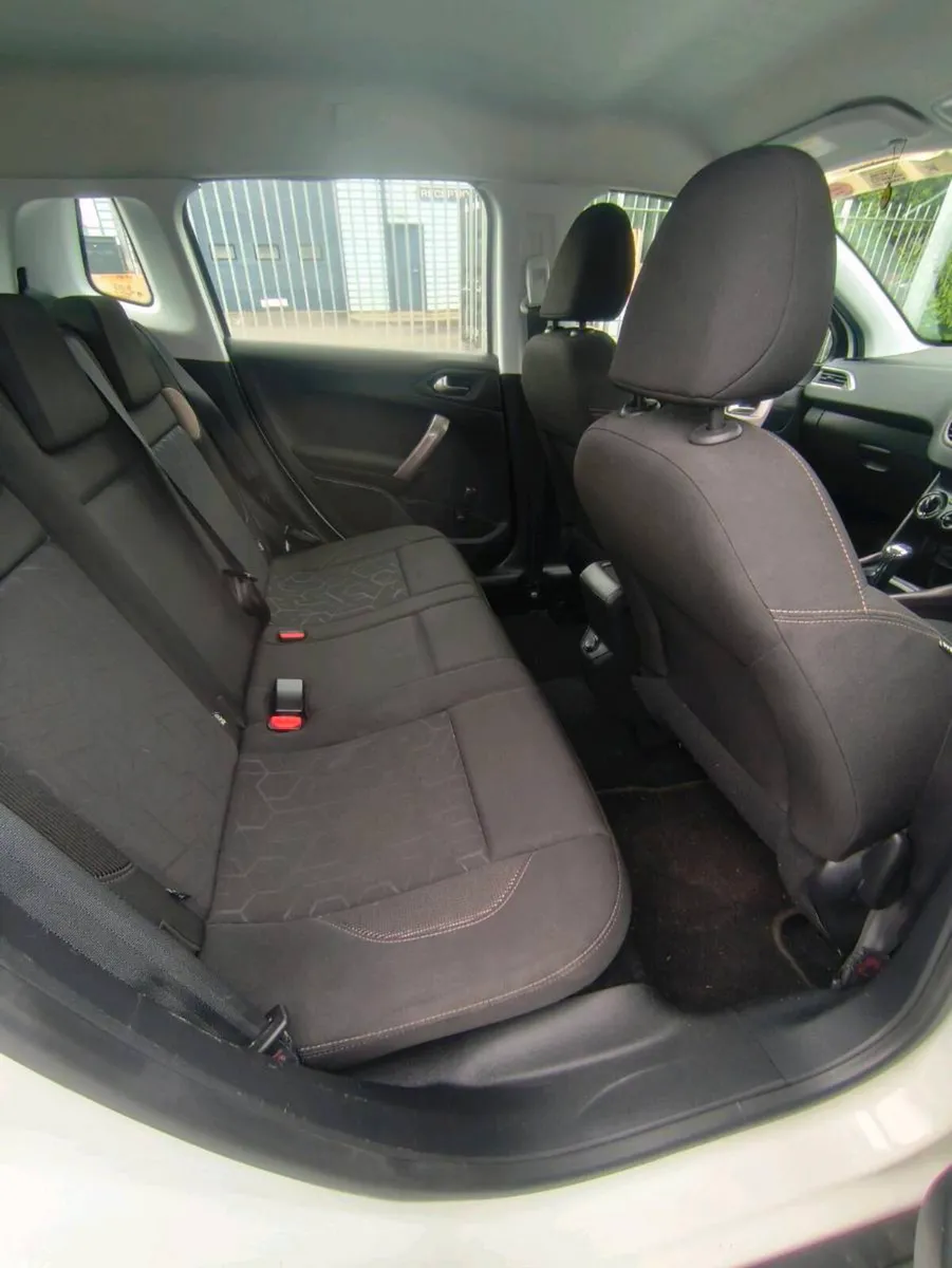 Peugeot 2008 Automatic - Image 3