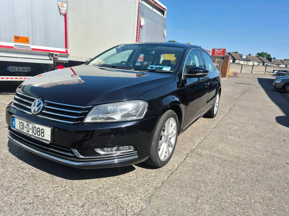 2013 vw passat - Image 1