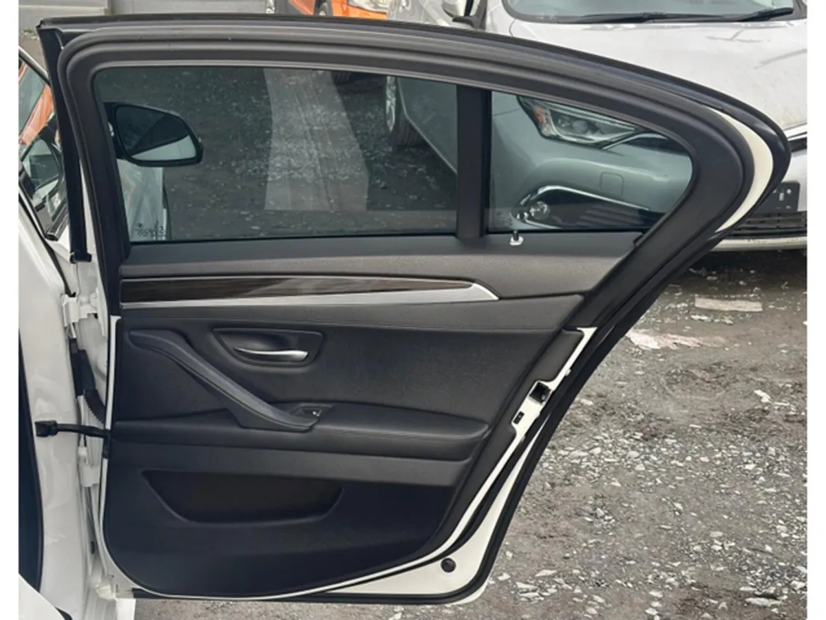 BMW 5-Series 2.0  Automatic Diesel  Fresh Import ( - Image 4