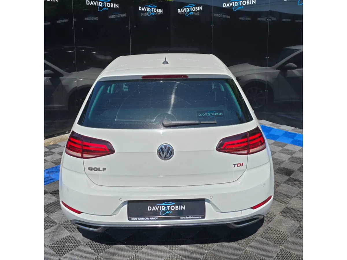 Volkswagen Golf HIGHLINE 1.6 TDI MANUAL - Image 4