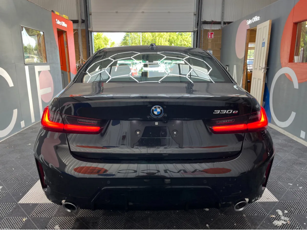 BMW 3-Series 2025 BMW 330E 2.0 AUTOMATIC / CRUISE - Image 3