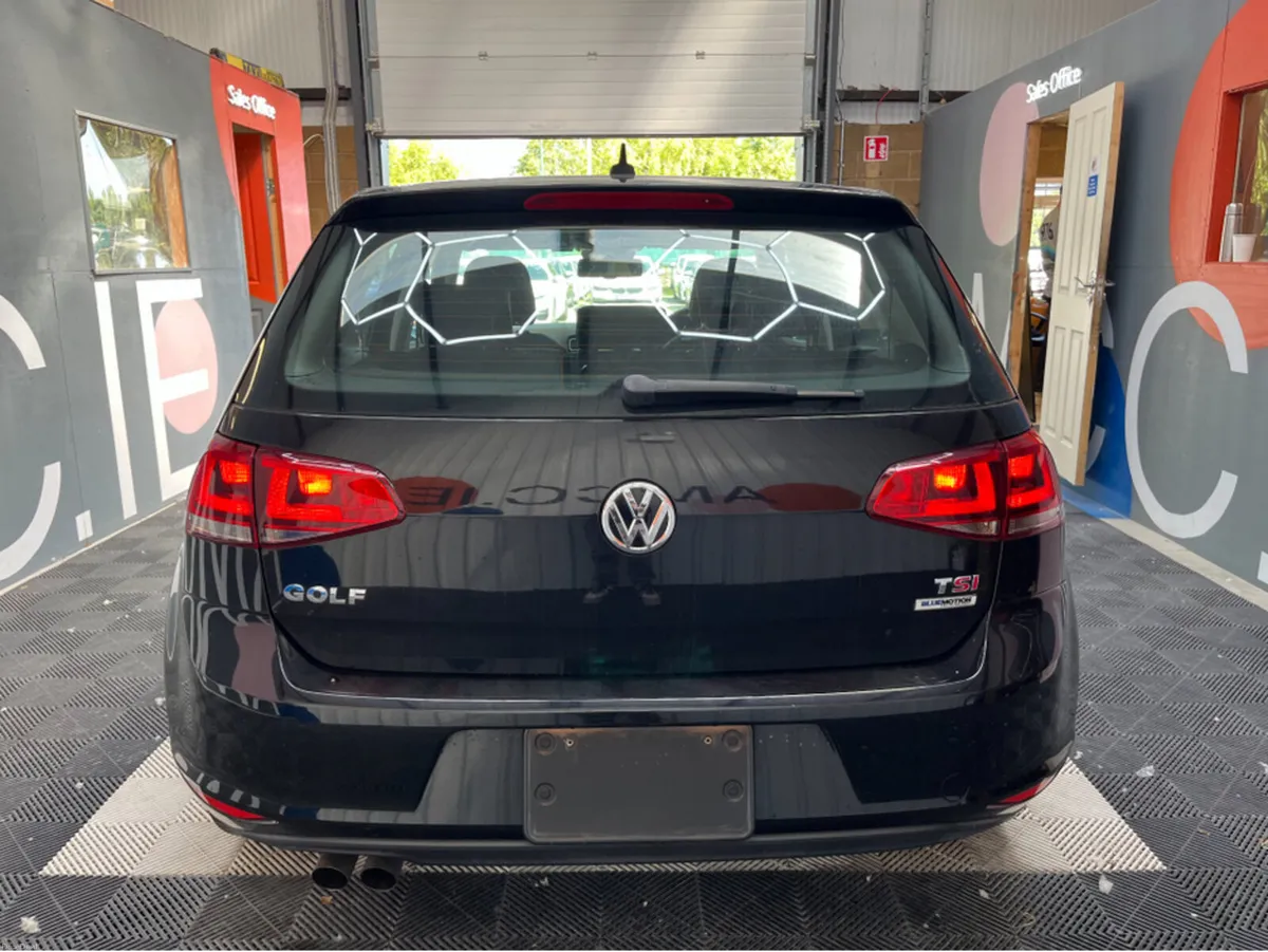 Volkswagen Golf 2016 VOLKSWAGEN GOLF TSI 1.4 AUTOM - Image 3