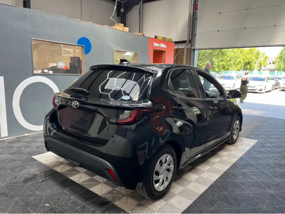 Toyota Yaris 2020 TOYOTA YARIS X 1.0 AUTOMATIC / R - Image 2
