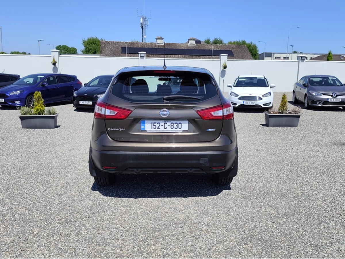 Nissan Qashqai 1.5 DIESEL SV E6 4DR - Image 3