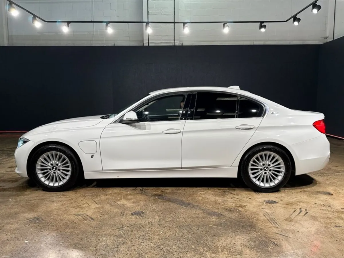 BMW 3-Series HYBRID 330E LUXURY - FULL BROWN LEATH - Image 6