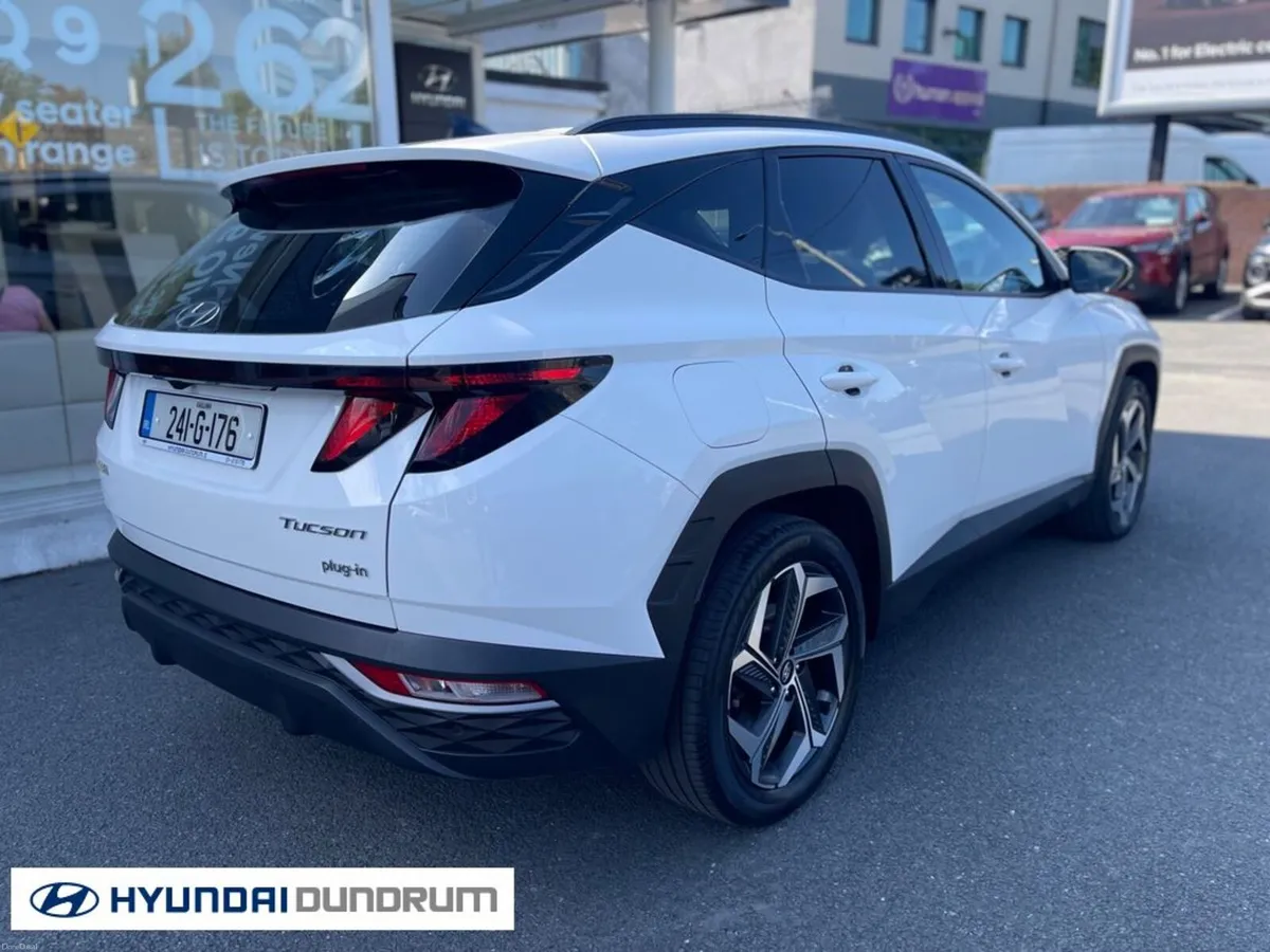 Hyundai Tucson Executive Phev 5DR Auto - Image 4
