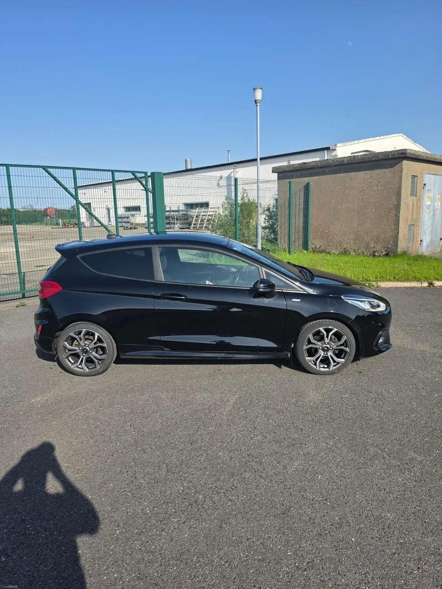 Ford Fiesta 2019 - Image 2