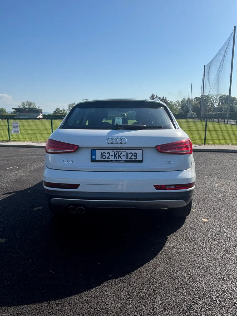 Audi Q3 2016 - Image 3