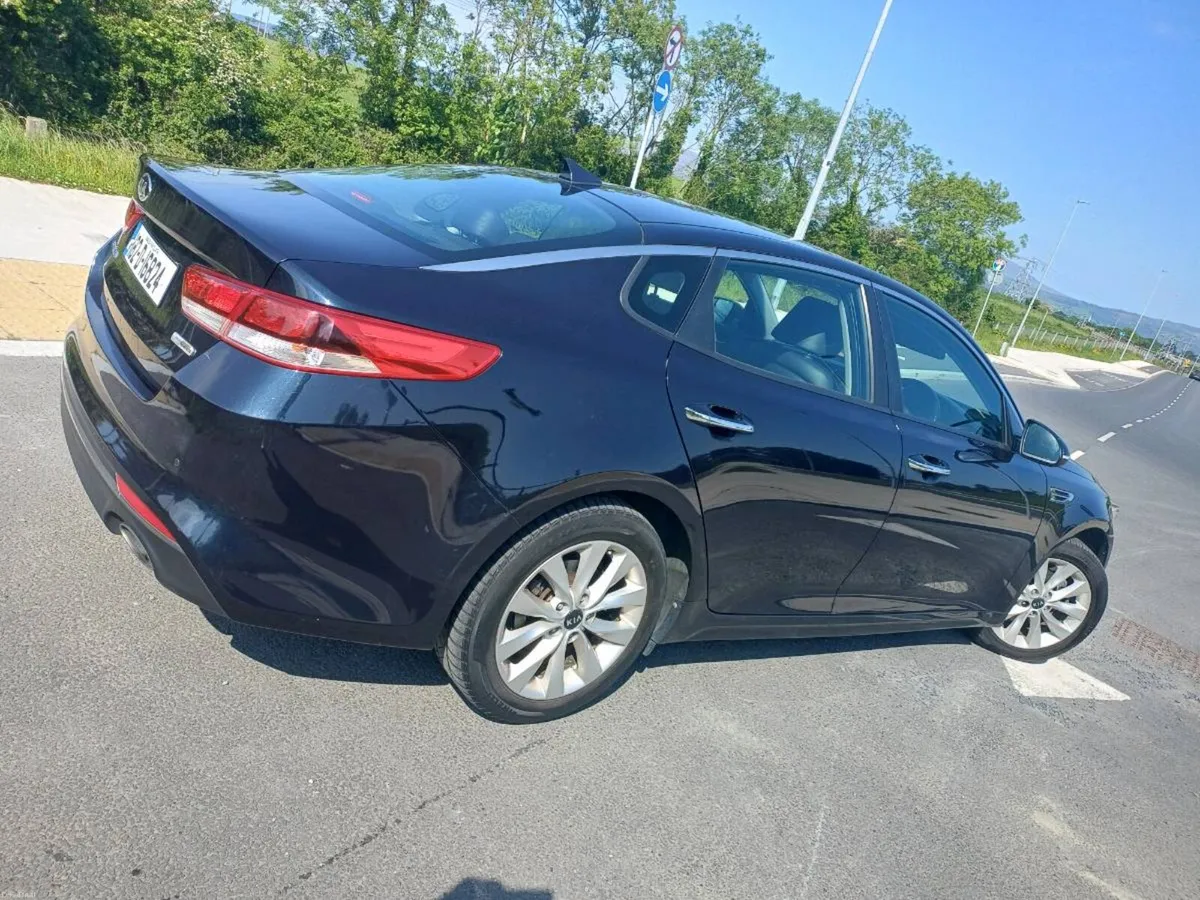 182 kia optima - Image 4