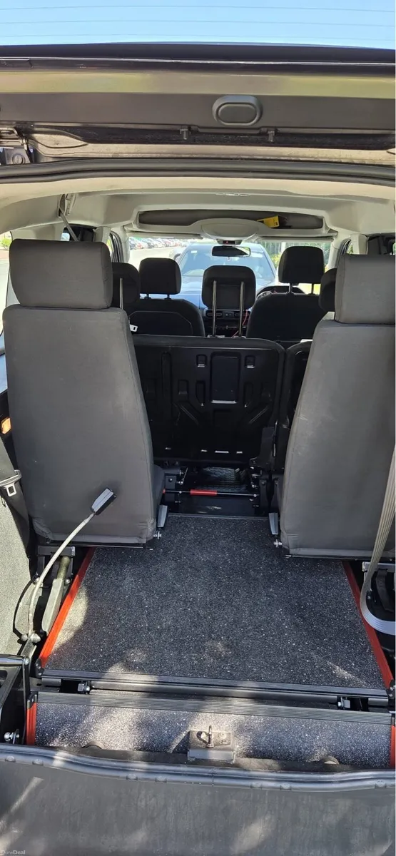 PEUGEOT RIFTER HORIZON 7-SEATER TAXI - Image 2