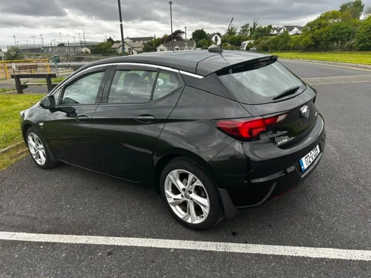 Vauxhall Astra Sri 1.4i Turbo 2017 only 58196km - Image 4