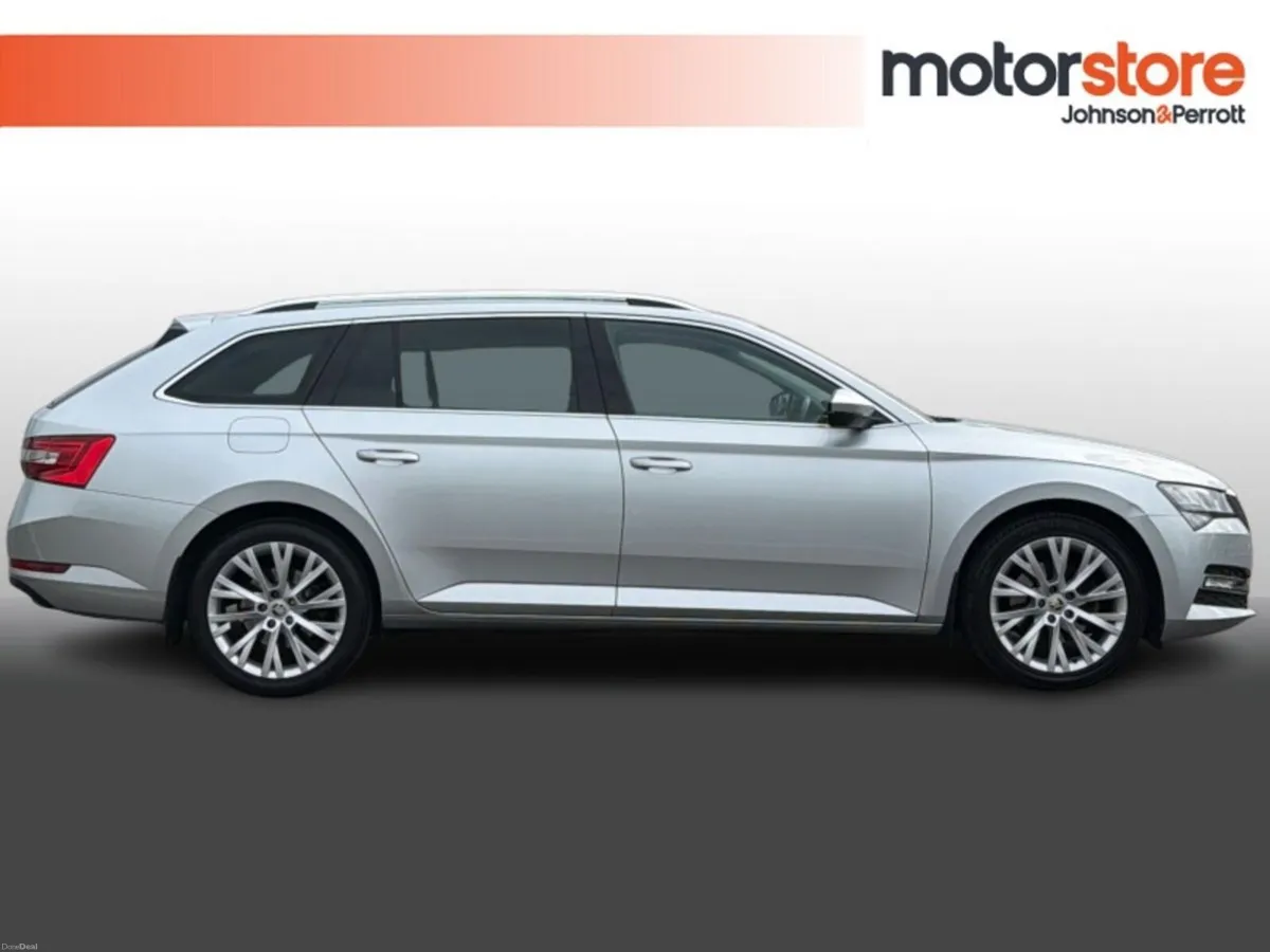 Skoda Superb Style 2.0 Diesel AUTO I LOW MILEAGE! - Image 6
