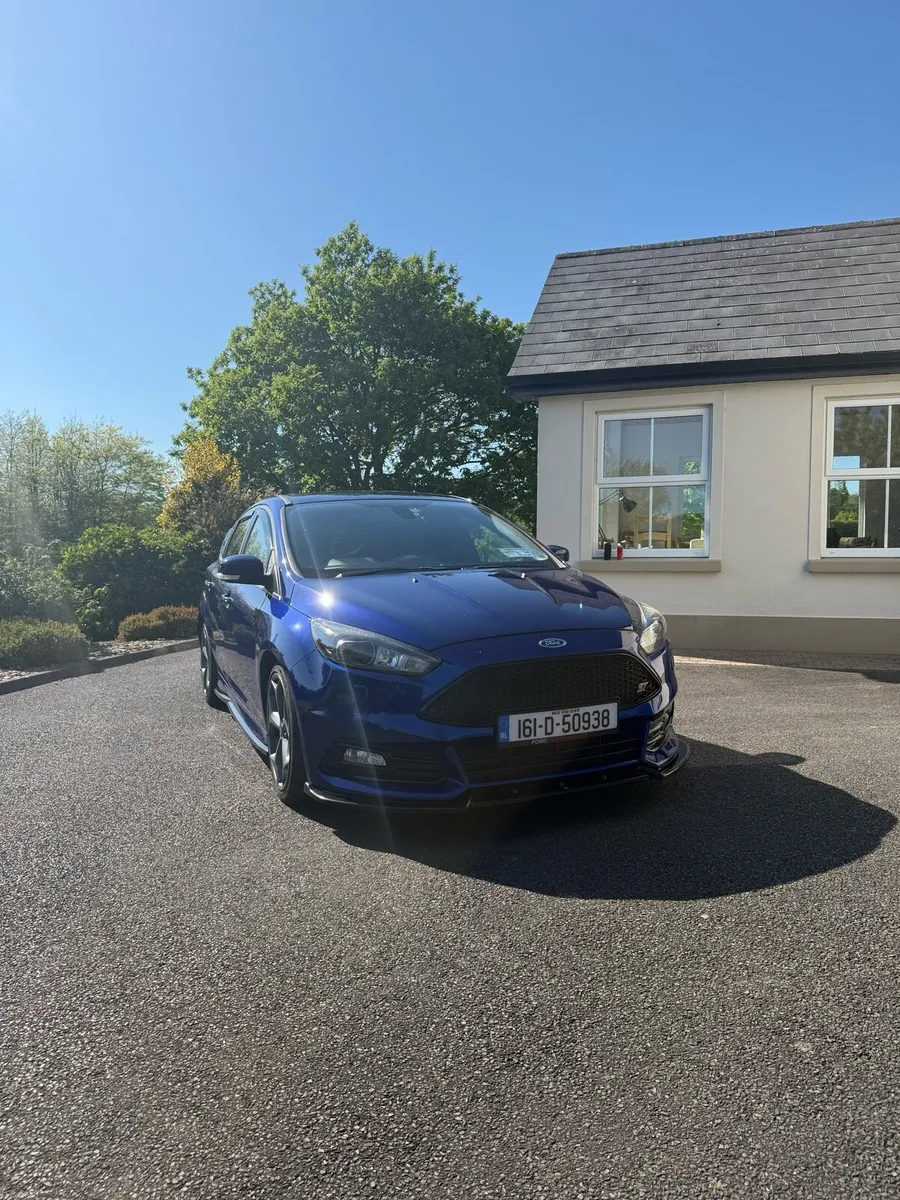 Ford Focus ST3 (€11,500) - Image 2