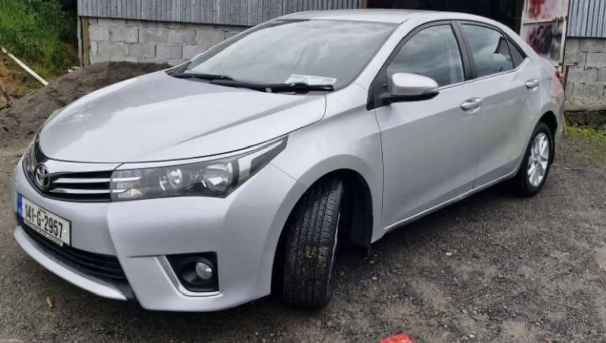Toyota Corolla - Image 2