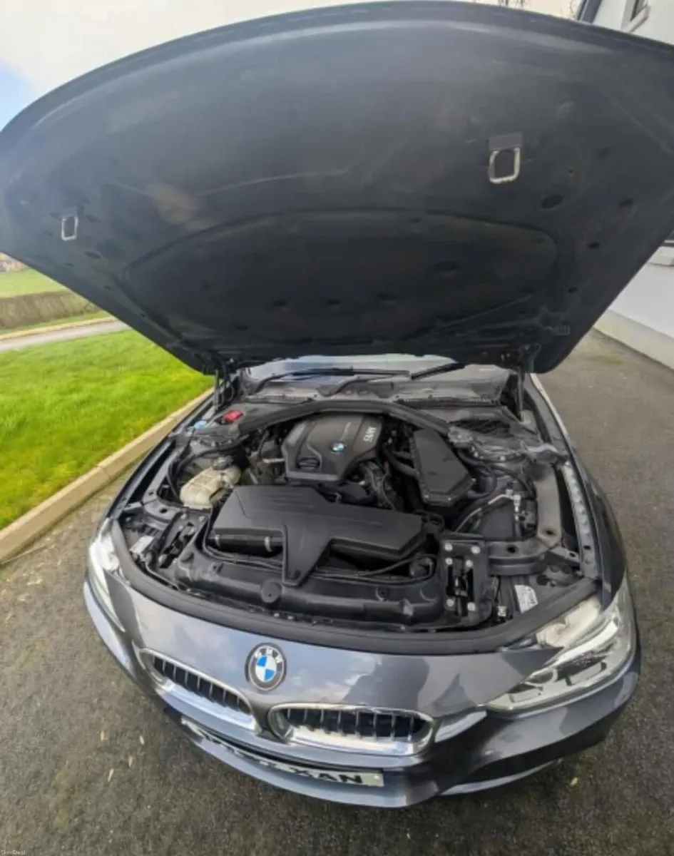 BMW 3-Series 2017 - Image 4