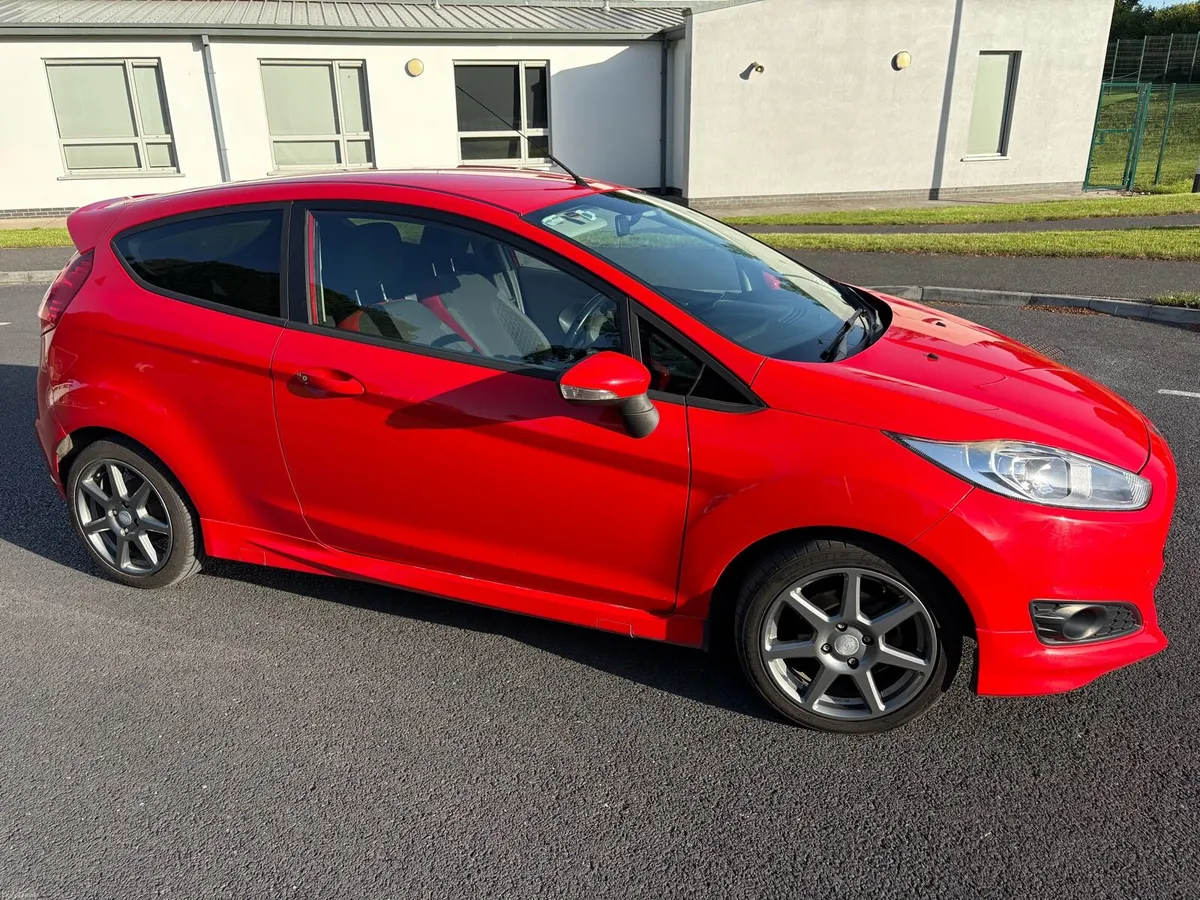 Ford Fiesta Zetec S - Image 1
