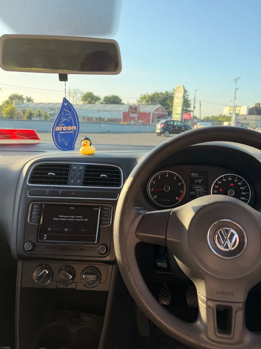 Volkswagen Polo 2011 - Image 3